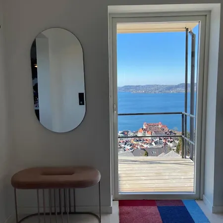 Unique With Fantastic Views Lejlighed *